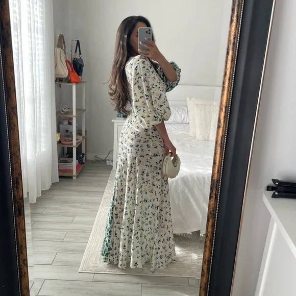 Lee Mathews Eloise Contrast Two-Tone Floral Maxi w/ Puff Sleeves - Picture 5 of 10